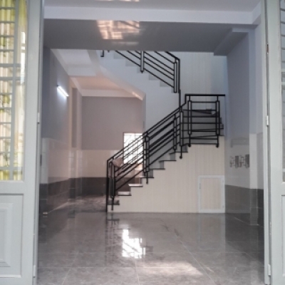 Bán nhà 1 lầu đúc mới 2.95 tỷ  Liên khu 4-5,Bình Tân.