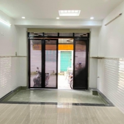 Nhà 1 / kênh Nước đen ,Bình Tân giáp Tân Phú