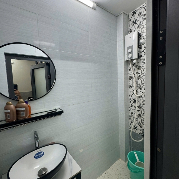 Nhà 4 lầu sát Aone Tân Phú 4,5 tỷ 