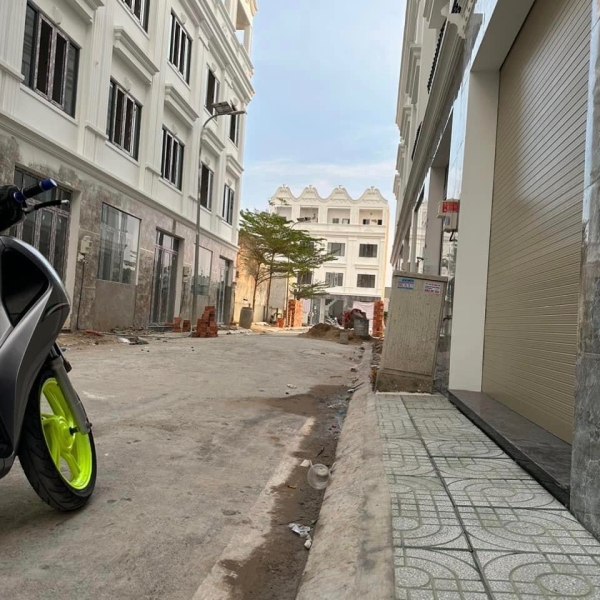 Bán 56 m2 đất thổ cư Hồ Văn Long ,Bình Hưng Hoà, Bình Tân 