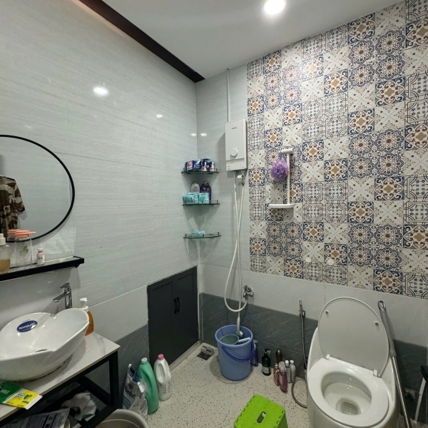 Nhà 4 lầu sát Aone Tân Phú 4,5 tỷ 