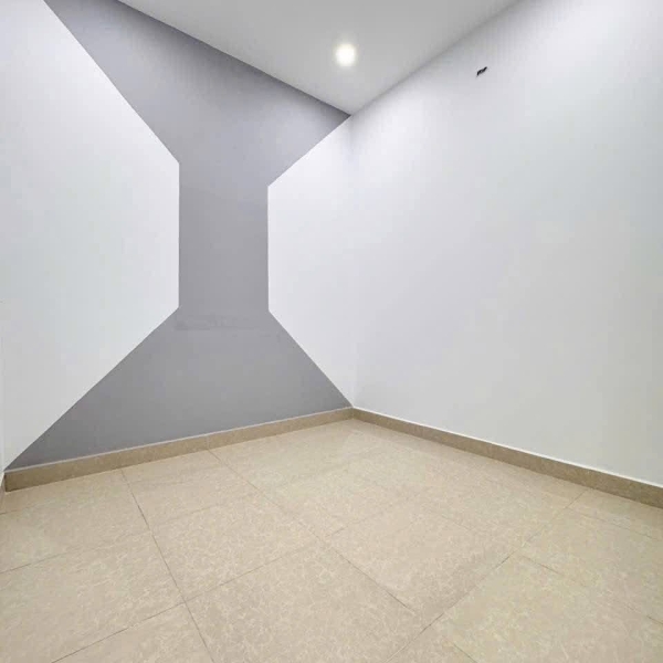 Nhà phố đẹp 40m2  vào ở ngay Trương Phước Phan