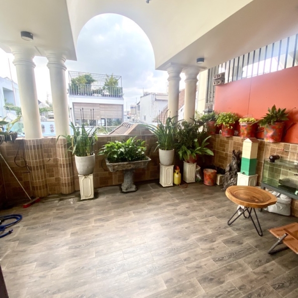 Bán nhà 100m² hẻm xe hơi sát AEON Mall Tân Phú – 1 trệt 3 lầu, nội thất cao cấp