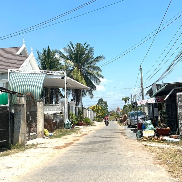 Bán căn nhà tại Dương Minh Châu Tây Ninh 