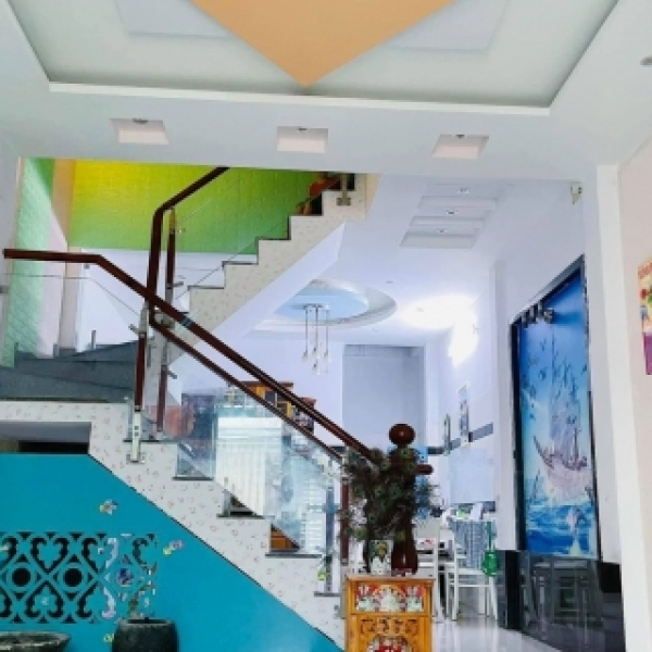 Bán nhà B3 Tây Thạnh Quận Tân Phú 