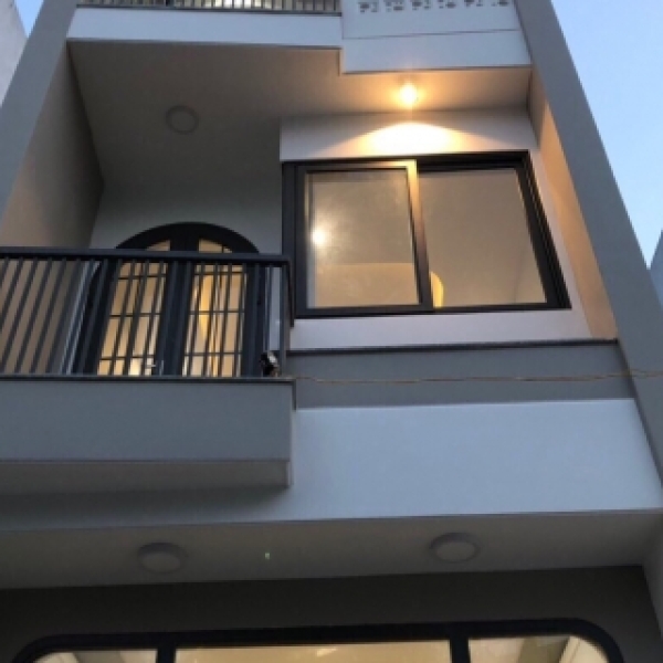 BÁN SIÊU KIẾN TRÚC 3 lầu đúc Tân chánh Hiệp 35-kp5- P. Tân chánh Hiệp -Q. 12- HCM. 