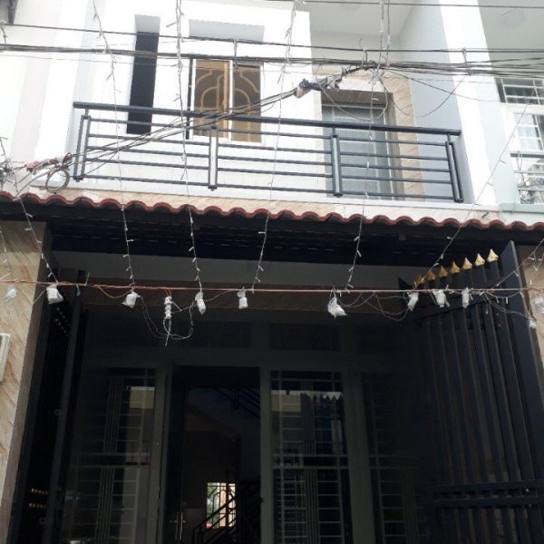 Bán nhà 1 lầu đúc mới 2.95 tỷ  Liên khu 4-5,Bình Tân.