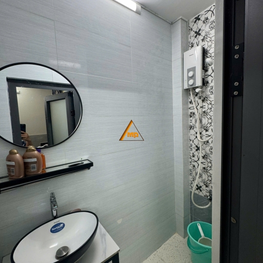 Nhà 4 lầu sát Aone Tân Phú 4,5 tỷ 