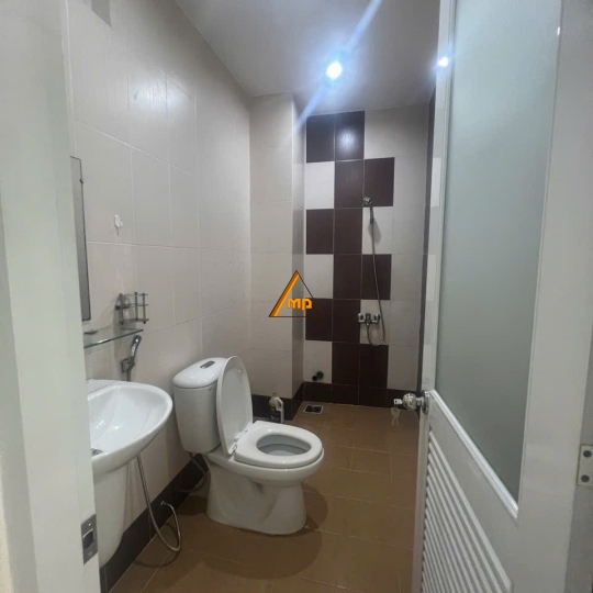 Nhà 56 m2 3 lầu đúc Phú Thọ Hoà Tân Phú 